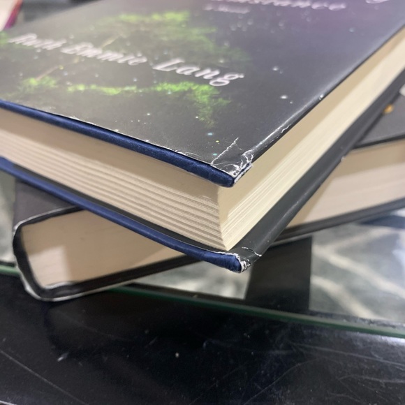 📚- Beasts of Extraordinary Circumstance - Picture 3 of 3